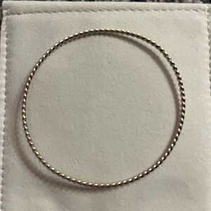 Yearly co The Classic Twist